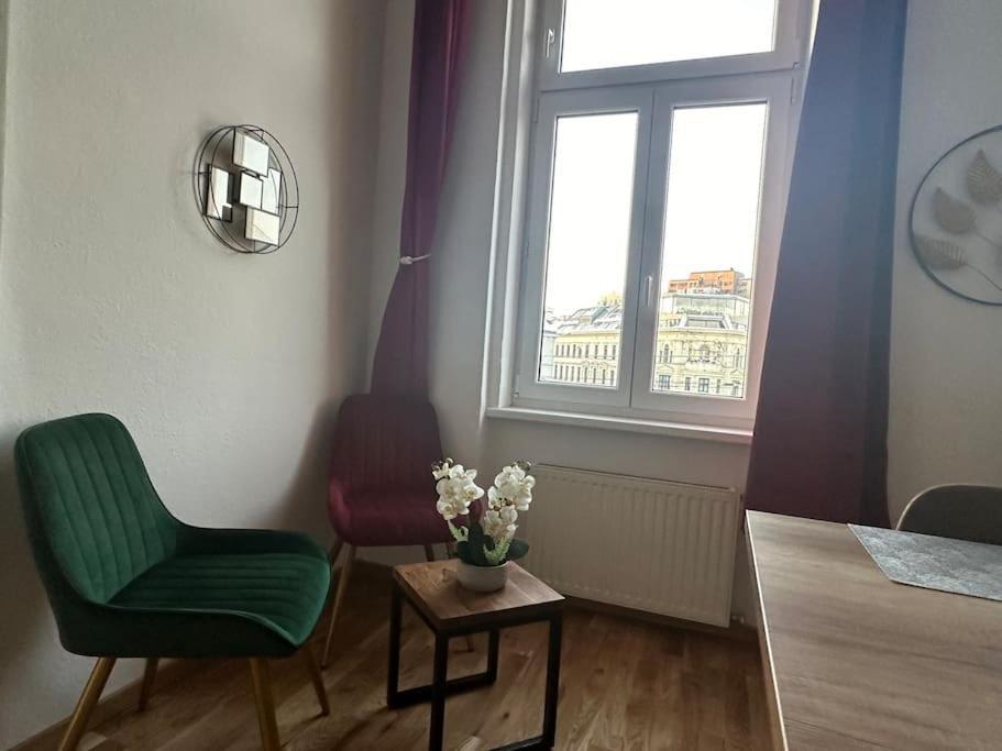Klimatisierter Wiener Altbauflair Im Zentrum Wiens 外观 照片