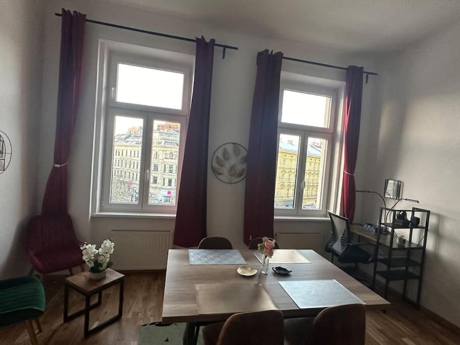 Klimatisierter Wiener Altbauflair Im Zentrum Wiens 外观 照片
