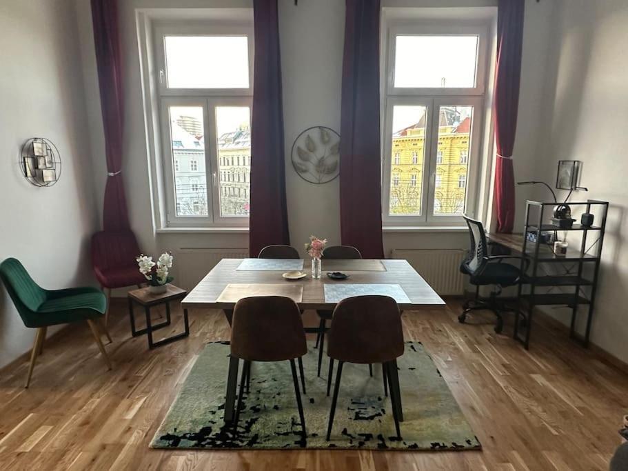 Klimatisierter Wiener Altbauflair Im Zentrum Wiens 外观 照片